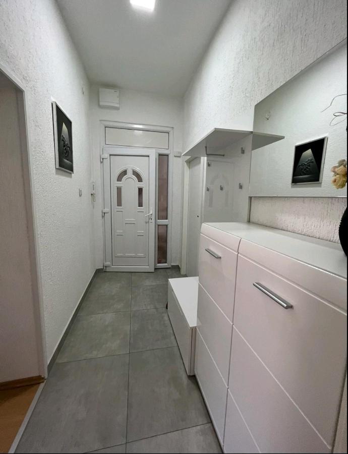 Apartment Eva Pula Exterior photo